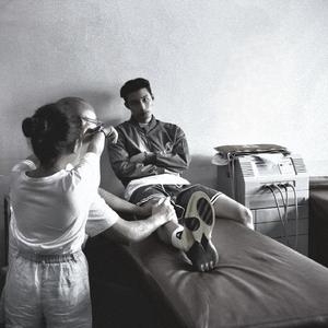 激情精品成人一区二区AV免费看
